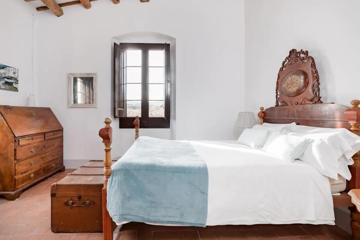 Can Rovira - Stunning Neoclassical Mansion, Just 20 Min Drive From Barcelona City Center, Ideal For Groups And Families Alella Esterno foto